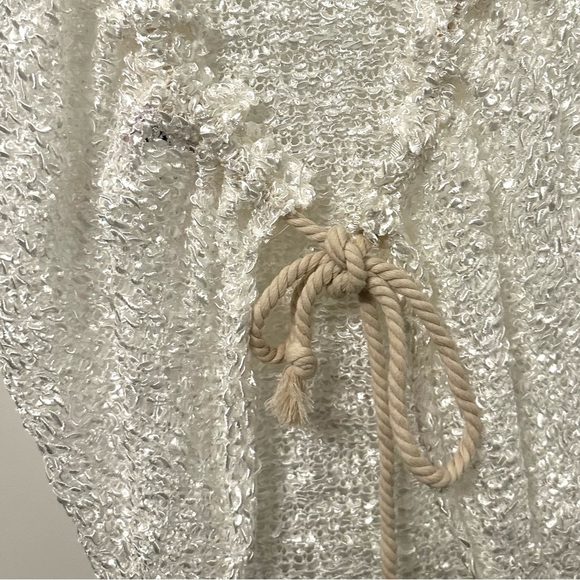 Vrg grl Poolside in Italy tie back top - Picture 5 of 8